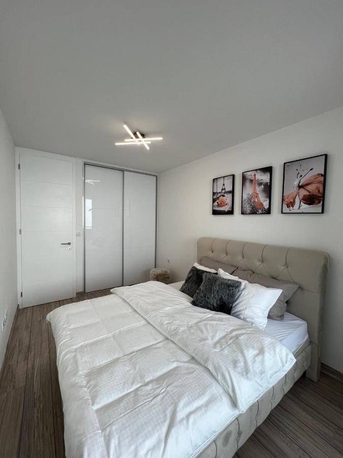 Ssazz Apartment Sarajevo Bagian luar foto